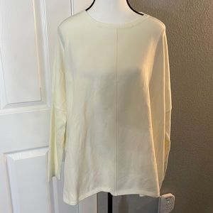 Marla Wynne, NEW Sweater